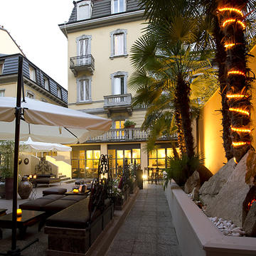 TownHouse 31 Lounge & Gardens