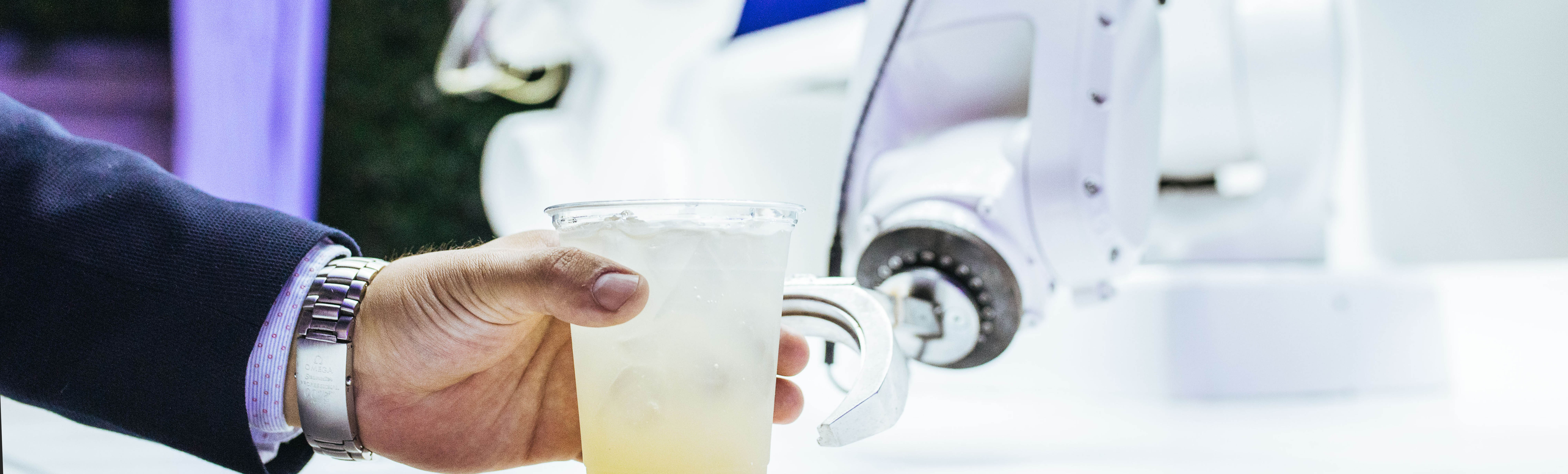 Toni, the first robotic bartender
