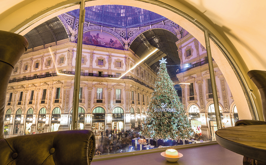 TownHouse Galleria 'Christmas Package'
